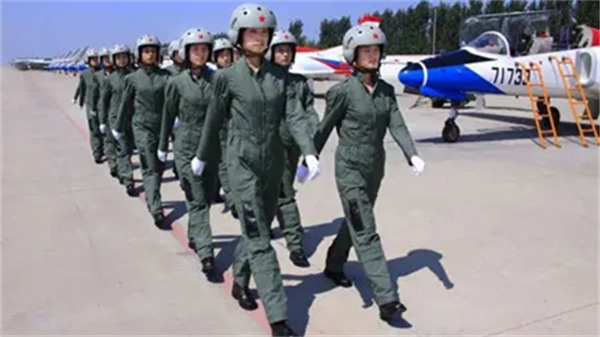 空军招飞女生标准2021 2021空军招飞女生标准是什么