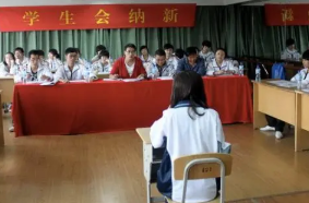 学生会各部门的职责和义务 大学学生会各部门的职责和义务